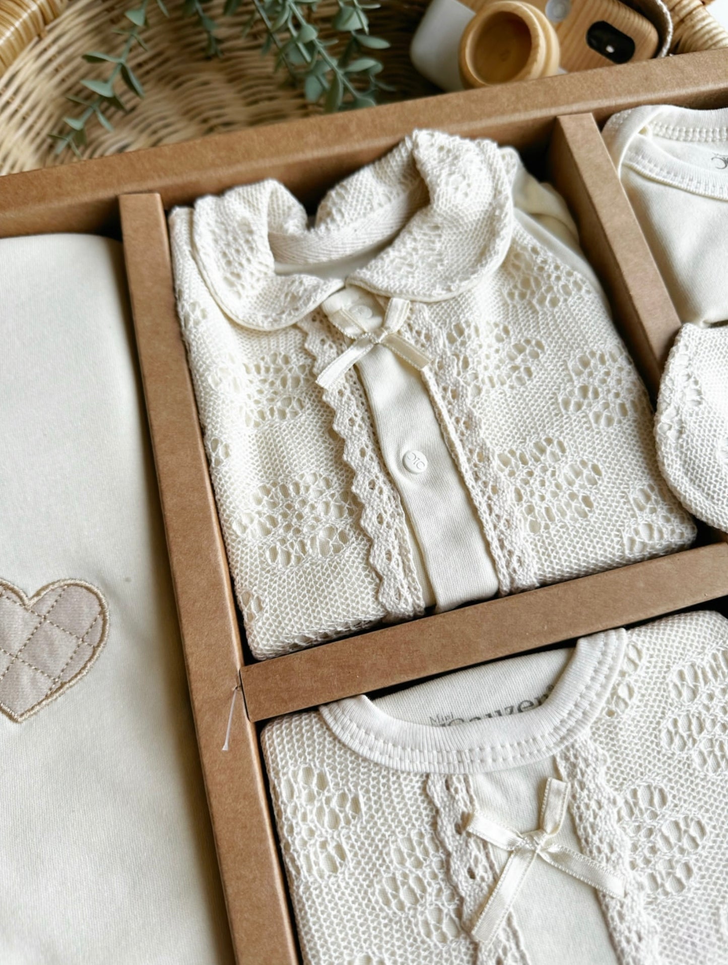 Pure Lace Hospital Set (10pcs)