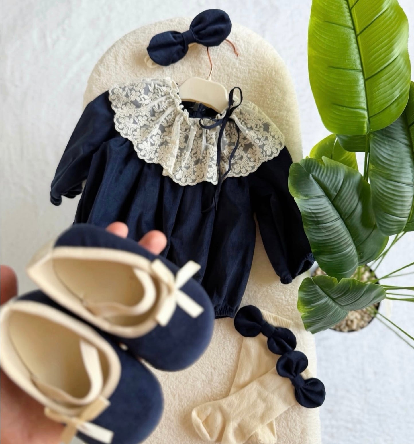 Lace Collar Velvet Romper Set